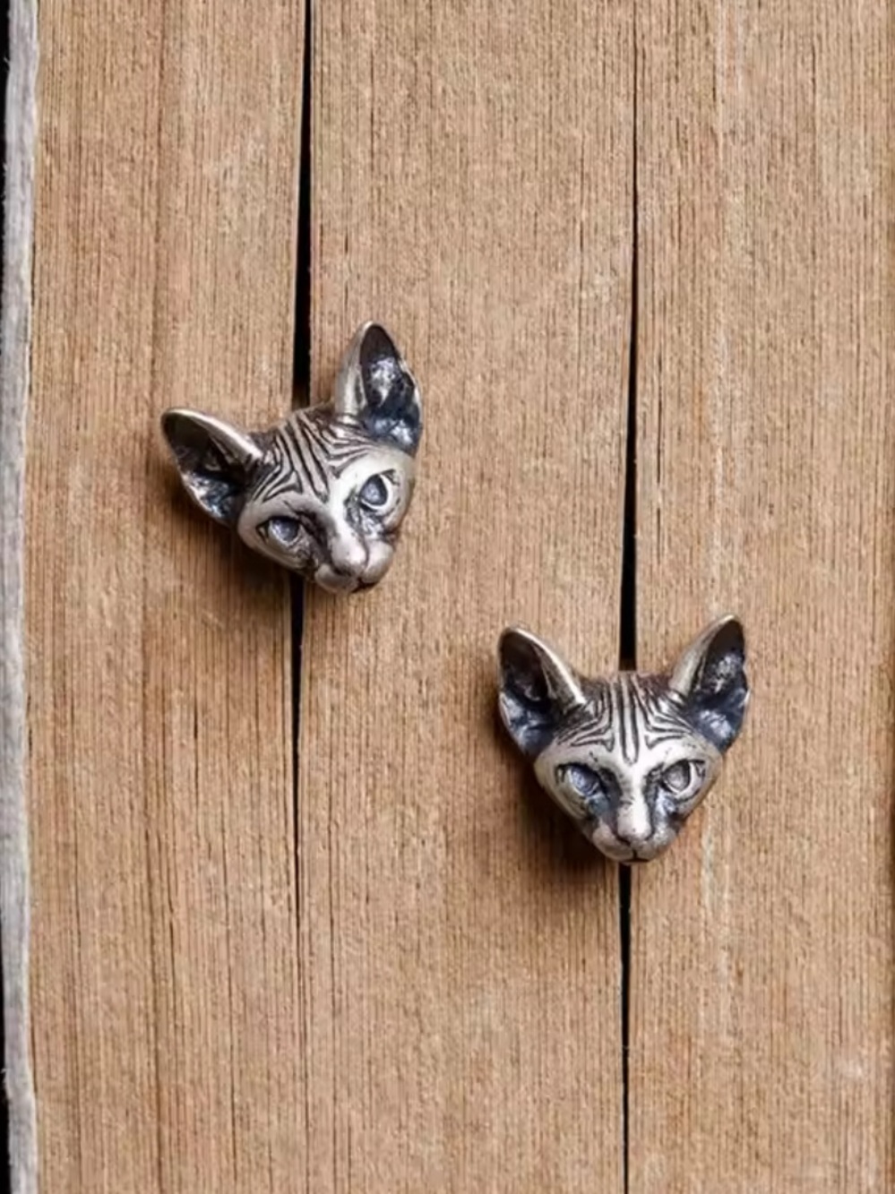 Gothic Sphynx Hairless Cat Earings